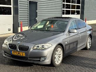 Voiture accidenté BMW 5-serie 523i 24V Sedan 4Dr Benzine 2.979cc 150kW (204pk) RWD 2010/6