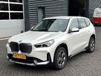  BMW iX1 XDrive30  67 kWh, camera, navigatie, trekhaak 2023/12