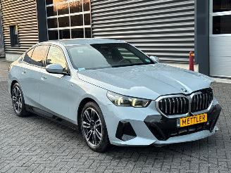  BMW 5-serie 520i M Pakket 360 camera 2.0 TwinPower Turbo 16V Sedan 4Dr Elektrisch Benzine 1.998cc 153kW (208pk) RWD 2023-07  B48B20S; B48B20P 2024/12