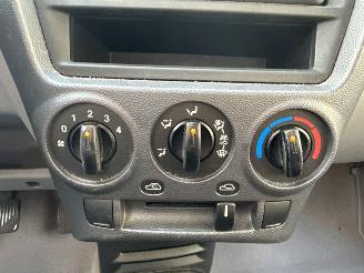 Kia Picanto 1.0 12V Hatchback  Benzine 999cc 45kW (61pk) FWD picture 15