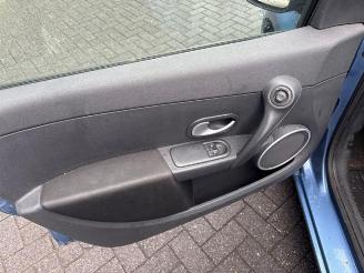 Renault Clio Clio III (BR/CR), Hatchback, 2005 / 2014 1.2 16V 75 picture 12