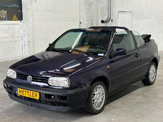 škoda osobní automobily Volkswagen Golf 1.8 Cabrio  Benzine 1.781cc 55kW (75pk) FWD 1996/10