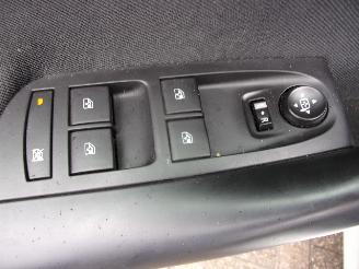 Opel Astra 1.2 EDITION picture 16