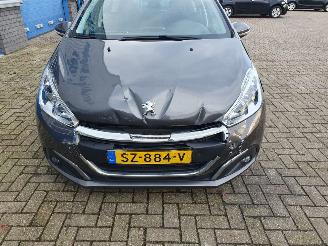 Peugeot 208 1.2 PureTech Blue Lion picture 8