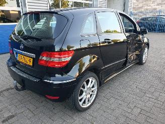 Mercedes B-klasse 180 Automaat picture 5