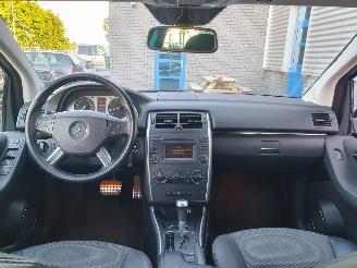 Mercedes B-klasse 180 Automaat picture 21
