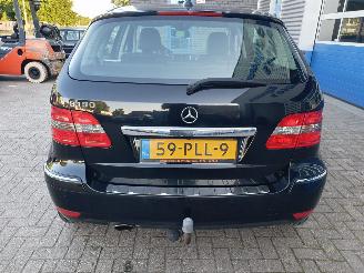 Mercedes B-klasse 180 Automaat picture 4