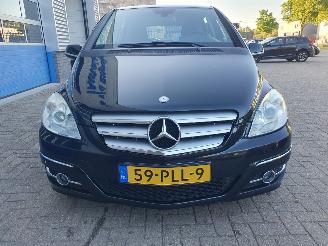 Mercedes B-klasse 180 Automaat picture 8