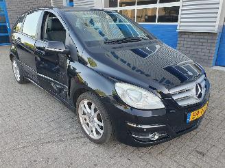 Mercedes B-klasse 180 Automaat picture 7