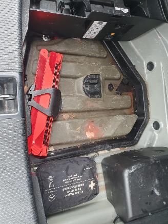 Mercedes C-klasse Automaat COUPE 220 CDI picture 25