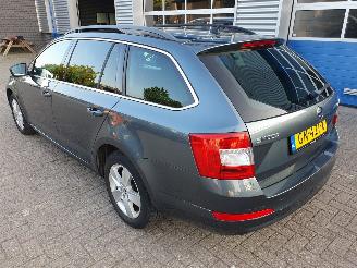 Skoda Octavia 1.2 TSI Greentech Ambition picture 3