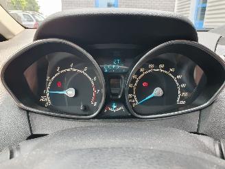 Ford B-Max 1.0 EcoBoost Titanium picture 20