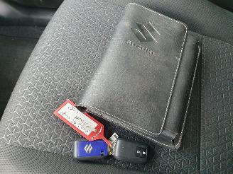 Suzuki Swift 1.2 Style Smart Hybrid picture 32