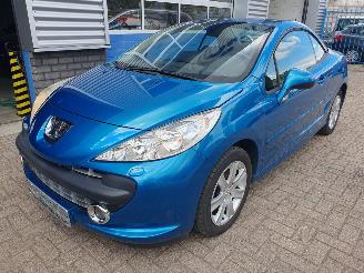 škoda osobní automobily Peugeot 207 1.6 Cabrio 2009/2
