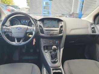 Ford Focus 1.0 Trend Edition picture 17