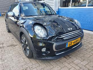 Mini One 1.2 One Business Automaat picture 8