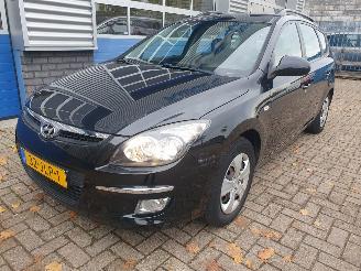  Hyundai I-30 CW 1.4i Blue Dynamic 2009/6