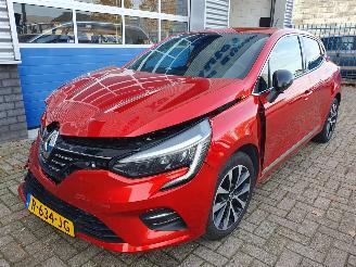 skadebil auto Renault Clio 1.0 TCe Zen 2021/5
