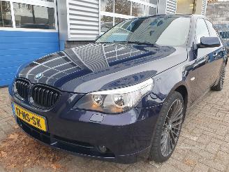 Schadeauto BMW 5-serie 525i Executive Automaat 2004/2