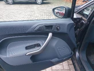 Ford Fiesta 1.25 Limited picture 10