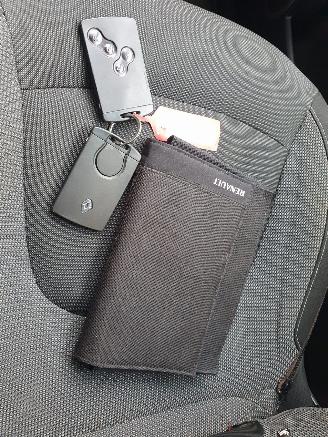 Renault Captur 0.9 TCe Expression picture 23