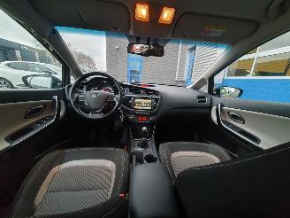 Kia Cee d 1.6 GDI Business Pack picture 16