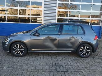 Volkswagen Golf 1.5 TSI Comfortline Business picture 2