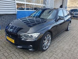 Schadeauto BMW 3-serie 316i Touring 2013/9