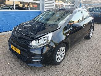 škoda osobní automobily Kia Rio 1.2 CVVT ComfortLine 2015/6