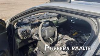 Citroën C4 cactus C4 Cactus (0B/0P), Hatchback 5-drs, 2014 1.2 PureTech 82 12V picture 4