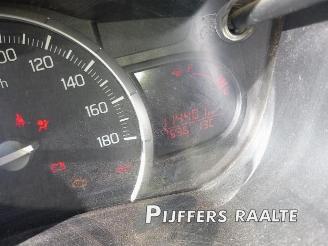 Suzuki Celerio Celerio (LF), Hatchback 5-drs, 2014 1.0 12V Dualjet picture 11