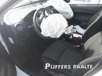 Mitsubishi Space-star Space Star (A0), Hatchback, 2012 1.2 12V picture 16