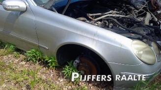 Mercedes E-klasse E (W211), Sedan, 2002 / 2008 3.2 E-320 V6 18V picture 19