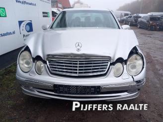 Mercedes E-klasse E (W211), Sedan, 2002 / 2008 3.2 E-320 V6 18V picture 4