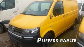 Coche siniestrado Volkswagen Transporter Transporter T5, Van, 2003 / 2015 2.0 TDI DRF 2014/5