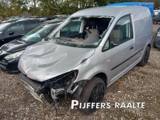 Auto da rottamare Volkswagen Caddy Caddy III (2KA,2KH,2CA,2CH), Van, 2004 / 2015 1.6 TDI 16V 2013/1