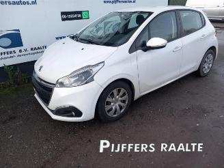 demontáž osobní automobily Peugeot 208 208 I (CA/CC/CK/CL), Hatchback, 2012 / 2019 1.2 Vti 12V PureTech 82 2016/2