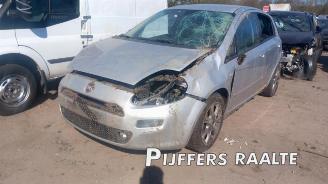 Fiat Punto Punto III (199), Hatchback, 2012 1.3 JTD Multijet 85 16V picture 10