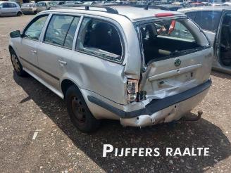 demontáž osobní automobily Skoda Octavia Octavia Combi (1U5), Combi 5-drs, 1998 / 2010 1.6 2007/6