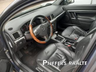 Opel Vectra Vectra C Caravan, Combi, 2003 / 2009 2.2 DIG 16V picture 7