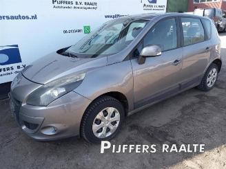 demontáž osobní automobily Renault Scenic Scenic III (JZ), MPV, 2009 / 2016 1.5 dCi 105 2010