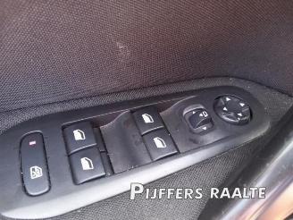 Peugeot 308 308 SW (L4/L9/LC/LJ/LR), Combi 5-drs, 2014 / 2021 1.2 12V e-THP PureTech 130 picture 15