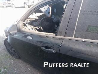 Peugeot 308 308 (L3/L8/LB/LH/LP), Hatchback 5-drs, 2013 / 2021 1.6 BlueHDi 120 picture 9