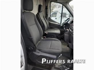 Ford Transit Transit, Van, 2013 2.0 TDCi 16V Eco Blue 130 RWD picture 22