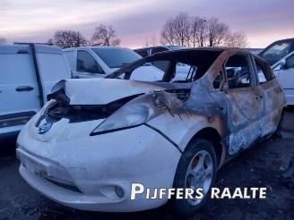 Dezmembrări autoturisme Nissan Leaf Leaf (ZE0), Hatchback, 2010 / 2017 Leaf 2013/11