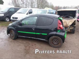 Uttjänta bilar auto Peugeot 107 107, Hatchback, 2005 / 2014 1.0 12V 2012/12