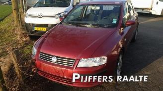 Fiat Stilo Stilo (192A/B), Hatchback, 2001 / 2007 1.6 16V 5-Drs. picture 4