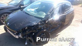 Peugeot 208 208 I (CA/CC/CK/CL), Hatchback, 2012 / 2019 1.2 12V e-THP PureTech 110 picture 3
