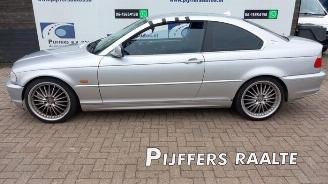 Salvage car BMW 3-serie 3 serie (E46/2), Coupe, 1998 / 2006 320 Ci 24V 2001/8