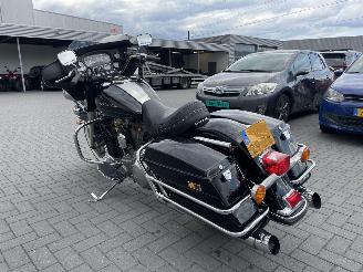 Harley-Davidson Electra Glide FLHTC ORIGINEEL NL N.A.P PRACHTIG!!! picture 5